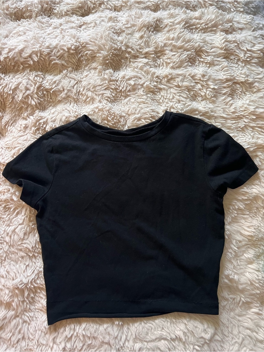 wild fable Black Cropped Tee - Short Sleeve Crewneck